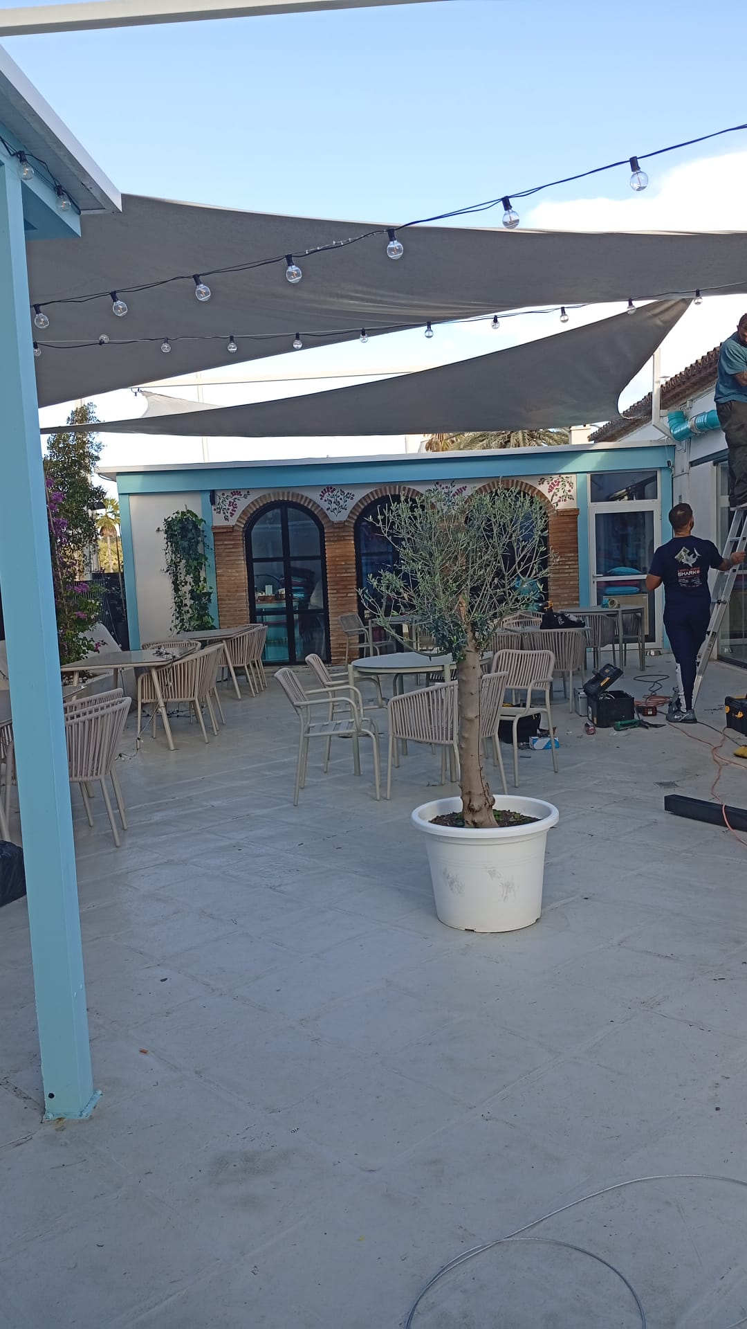 Restauración de estructura de pérgola de vela y agarres